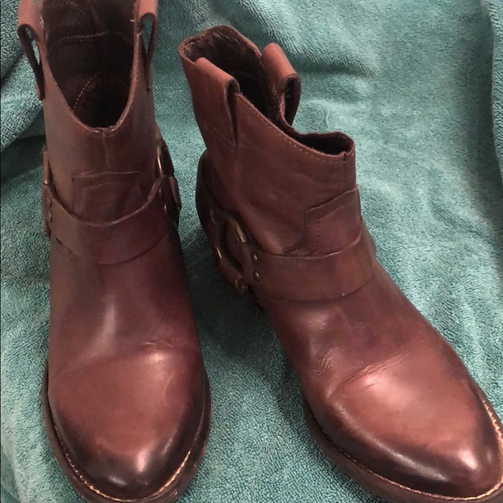 KRBONELL ❤️ Moto Bootie EUC